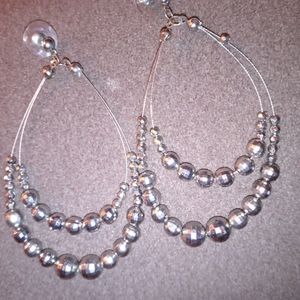 Memory wire double hoop beaded earrings